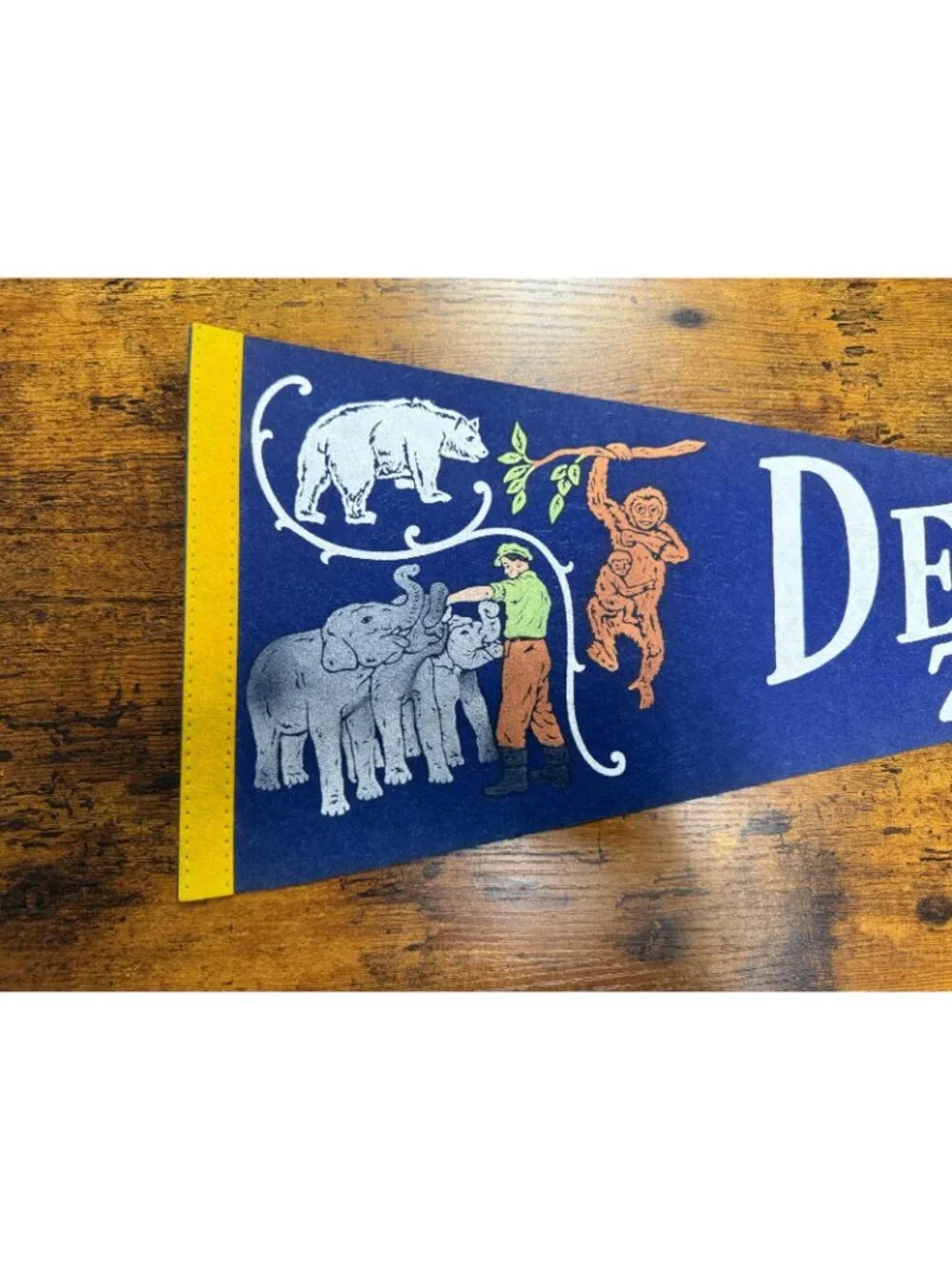 Vintage Detroit Zoo pennant